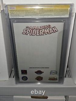 Amazing Spider-Man #1 CGC SS Variant Signature by STAN LEE on Issue Release