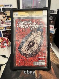 Amazing Spiderman 700 Signed Stan Lee & Humberto Ramos 9.0 CGC