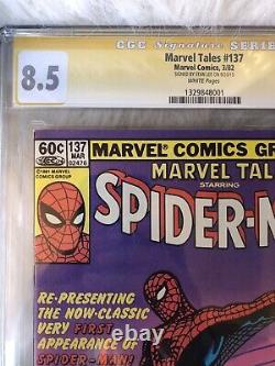 Marvel Tales #137 CGC SS 8.5 STAN LEE SIGNED NEWSSTAND Spider-Man 3/1982 Amazing