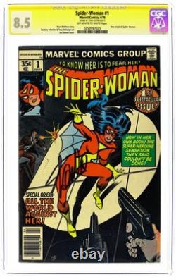 Spider-Woman #1 CGC 8.5 SS Stan Lee 1978 Marvel 0253997025