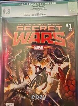 Stan Lee Signed cgc 9.8 Marvel Secret Wars #1 and #2