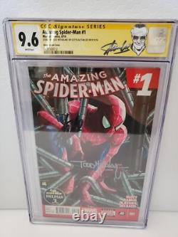 The Amazing Spider-Man 1 CGC Todd McFarlane Spider-Man #1 Variant STAN LEE SIG