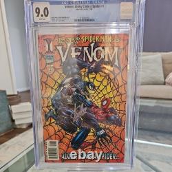 Venom Along Came a Spider 1 CGC 9.0 Venom vs Spider-Man Signed Stan Lee